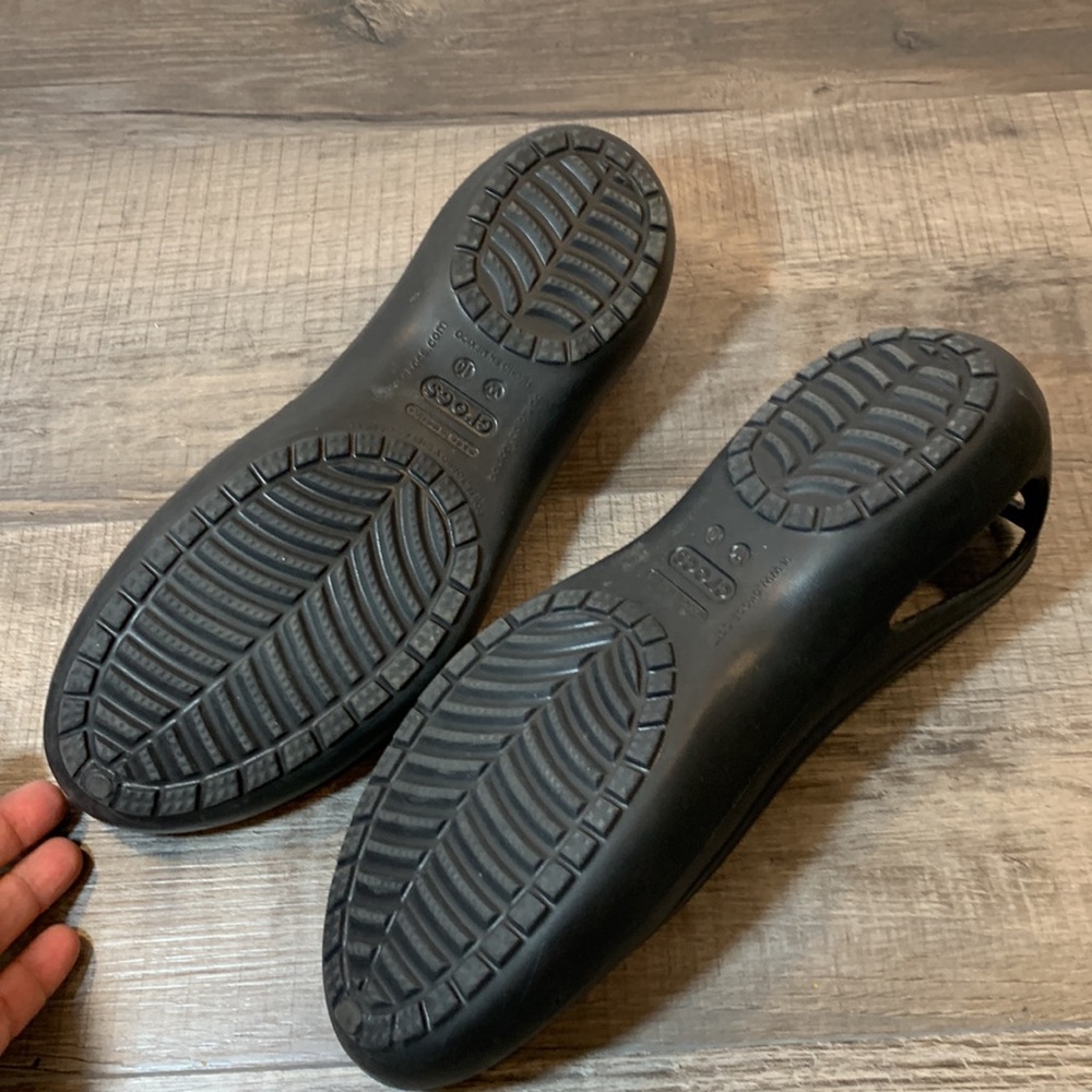 Crocs black flats size 10 - Picture 6 of 8